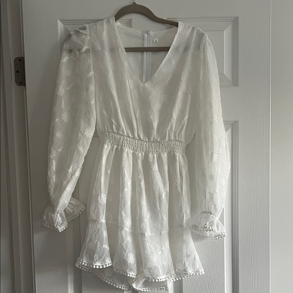 Elegant White V-Neck Romper